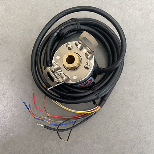 Bộ mã hóa vòng quay tương đối 40mm (Loại lỗ liền thân) Autonics E40HB8-1800-3-V-5