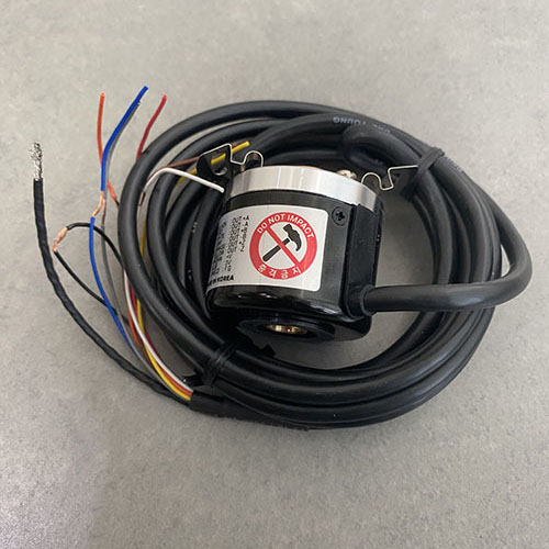 Bộ mã hóa vòng quay tương đối 40mm (Loại lỗ liền thân) Autonics E40HB8-1800-6-L-24