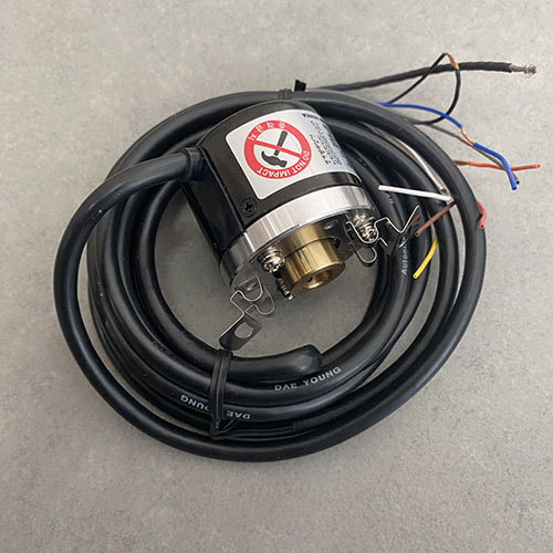 Bộ mã hóa vòng quay tương đối 40mm (Loại lỗ liền thân) Autonics E40HB8-1800-6-L-24