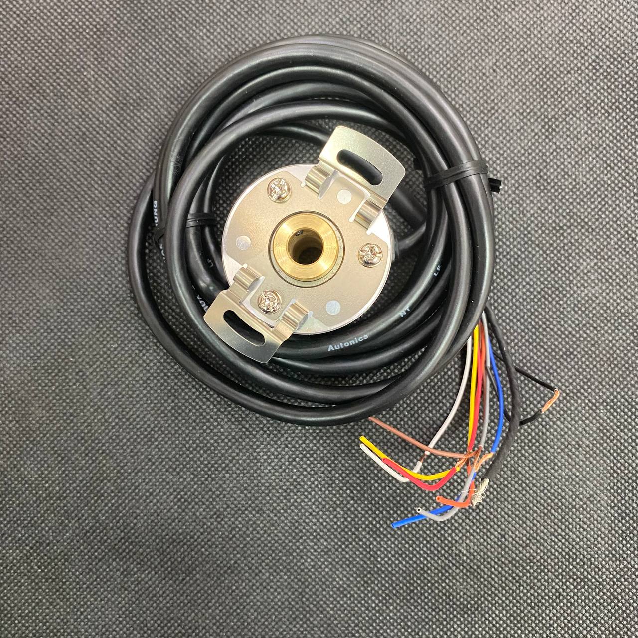 Bộ mã hóa vòng quay tương đối 40mm (Loại lỗ liền thân) Autonics E40HB8-200-3-N-5