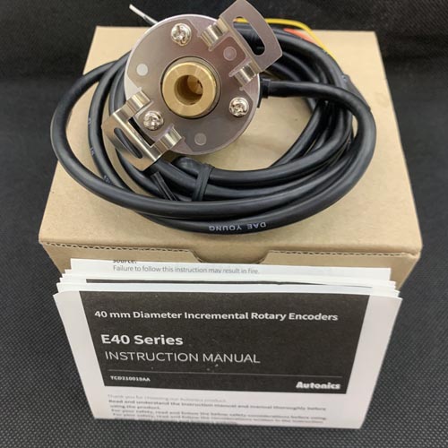 Bộ mã hóa vòng quay tương đối 40mm (Loại lỗ liền thân) Autonics E40HB8-30-6-L-24-C