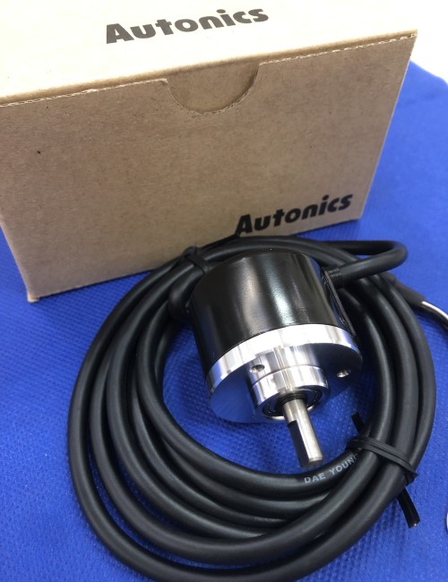 Bộ mã hóa vòng quay tương đối 40mm (Loại trục) Autonics E40S6-1000-6-L-24