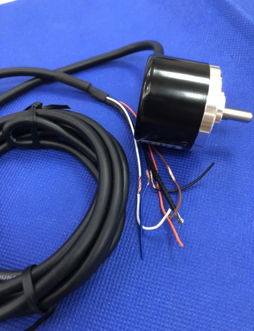 Bộ mã hóa vòng quay tương đối 40mm (Loại trục) Autonics E40S6-5000-3-T-24