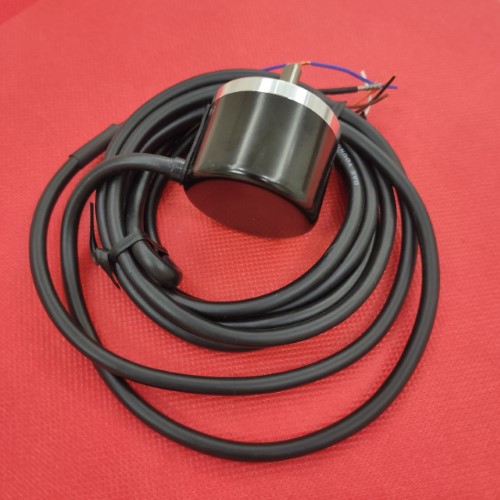 Bộ mã hóa vòng quay tương đối 40mm (Loại trục) Autonics E40S6-600-6-L-5