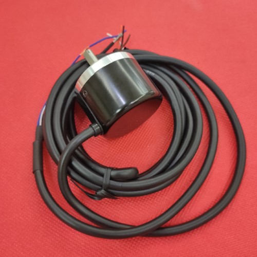 Bộ mã hóa vòng quay tương đối 40mm (Loại trục) Autonics E40S6-600-6-L-5