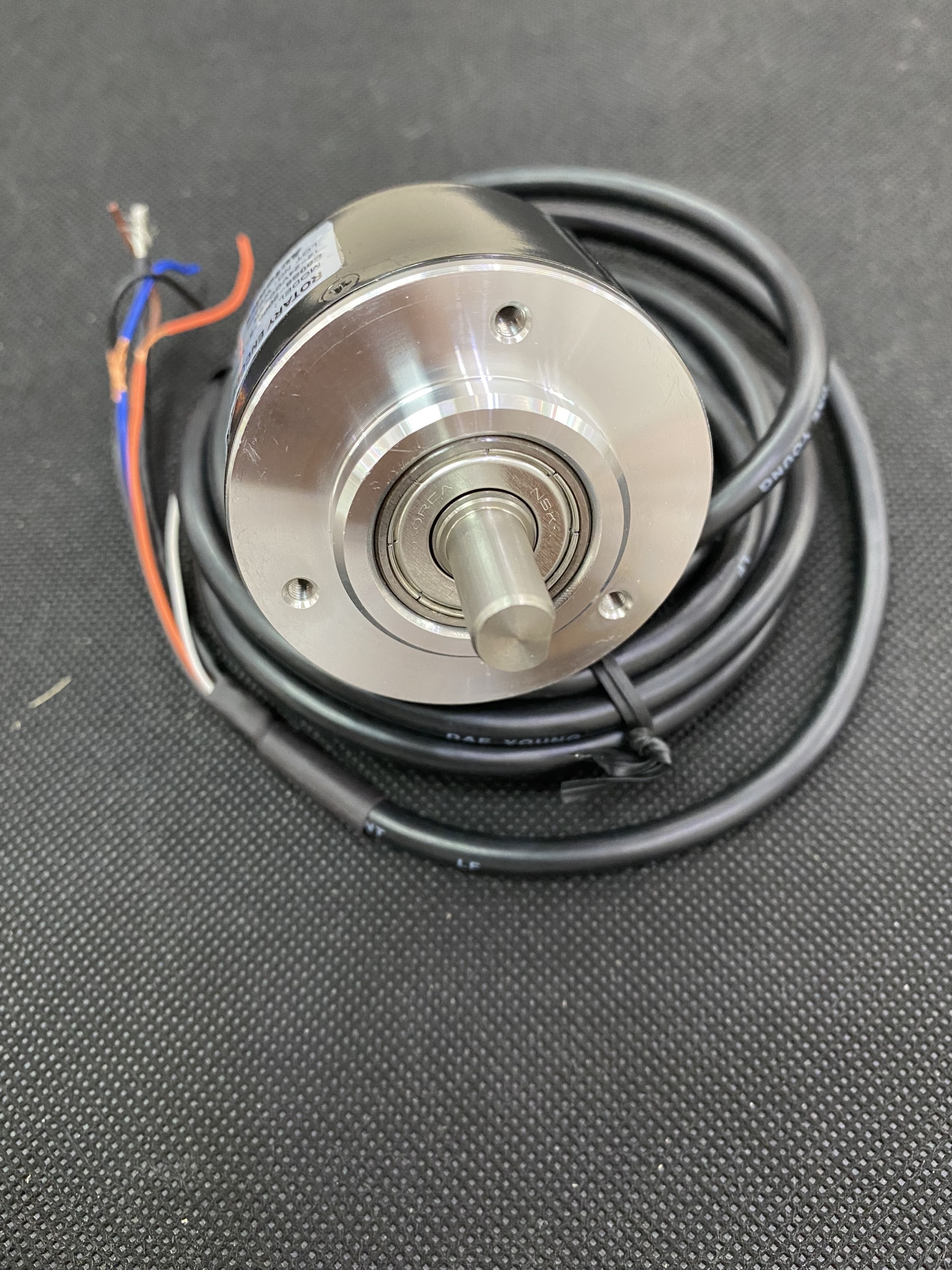 Bộ mã hóa vòng quay tương đối 50mm (Loại trục) Autonics E50S8-2000-3-T-24