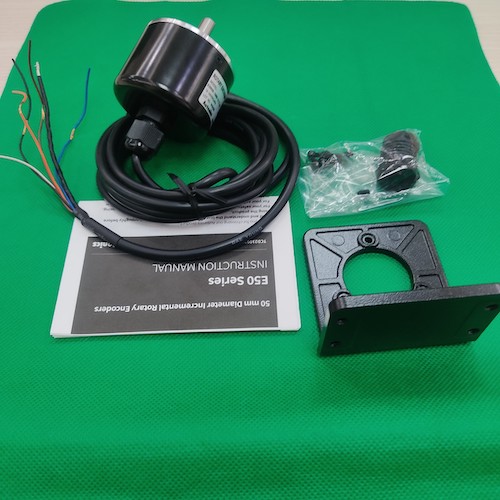 Bộ mã hóa vòng quay tương đối 50mm (Loại trục) Autonics E50S8-3000-6-L-5