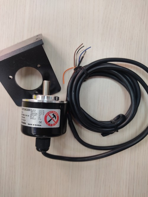 Bộ mã hóa vòng quay tương đối 50mm (Loại trục) Autonics E50S8-5000-3-N-24