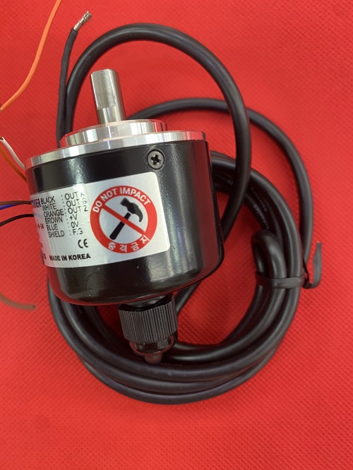 Bộ mã hóa vòng quay tương đối 50mm (Loại trục) Autonics E50S8-2000-3-N-24