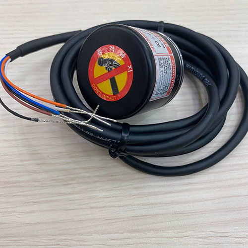 Bộ mã hóa vòng quay Hanyoung HE40B-6-200-3-N-24