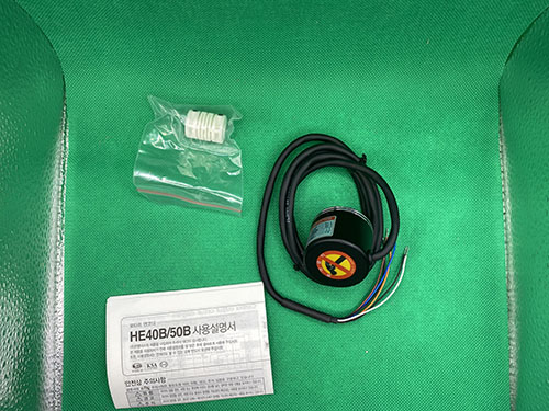Bộ mã hóa vòng quay Hanyoung HE40B-6-300-3-T-24
