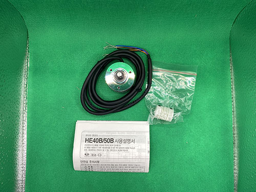 Bộ mã hóa vòng quay Hanyoung HE40B-6-600-3-T-24