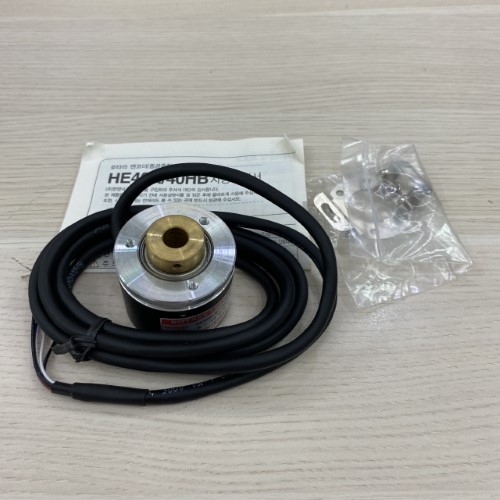 Bộ mã hóa vòng quay Hanyoung HE40H-8-500-3-T-24