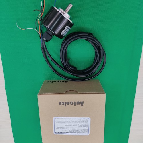 Bộ mã hóa vòng quay tương đối 50mm (Loại trục) Autonics E50S8-400-3-T-24