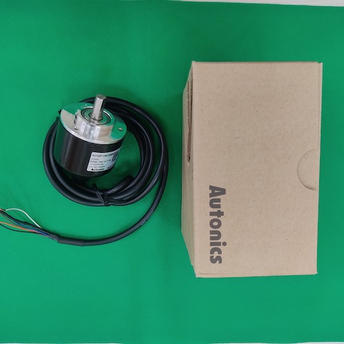 Bộ mã hóa vòng quay tương đối 50mm (Loại trục) Autonics E50S8-500-6-L-5-C