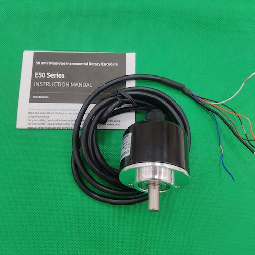 Bộ mã hóa vòng quay tương đối 50mm (Loại trục) Autonics E50S8-5000-3-N-5