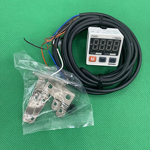 Cảm biến áp suất Autonics PSAN-01CH-RC1/8