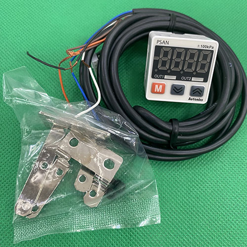 Cảm biến áp suất Autonics PSAN-01CPA-R1/8