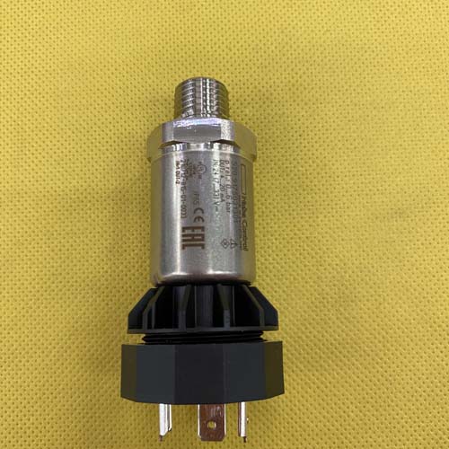 Cảm biến áp suất Huba 520.917S031301