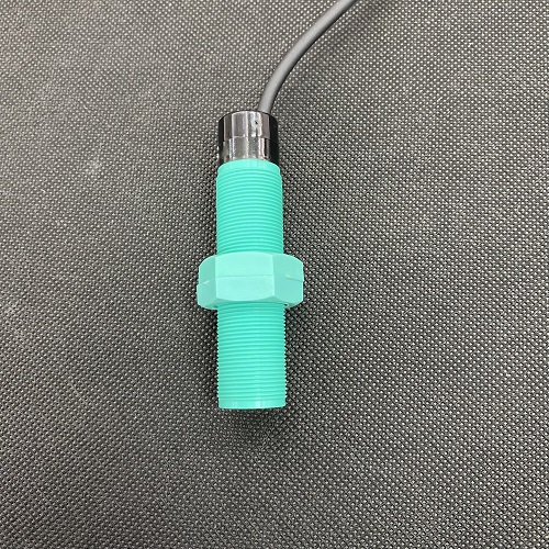 Cảm biến điện dung Hanyoung Tròn 3 dây CUP-18RP8NA