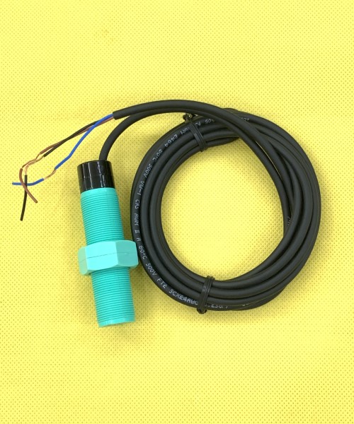 Cảm biến điện dung Hanyoung Tròn 3 dây CUP-18RP8PC