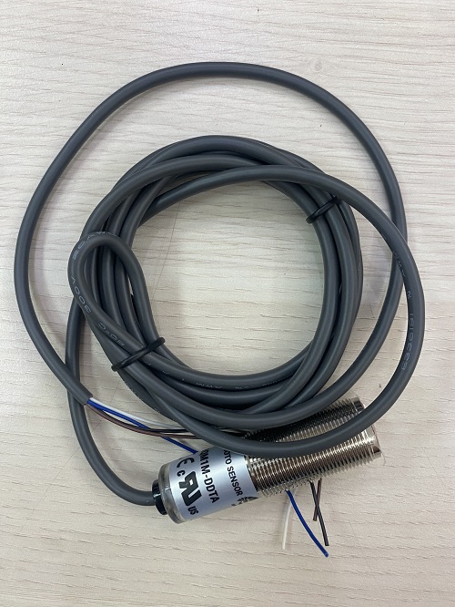 Cảm biến quang Autonics BRQM1M-DDTA