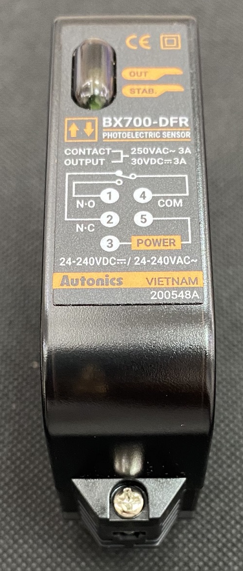 Cảm biến quang điện loại điện áp phổ thông AC DC Autonics BX700-DFR