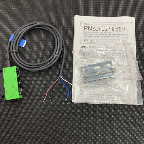 Cảm biến quang Hanyoung PN-R02