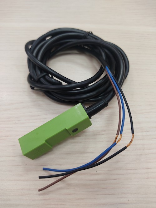 Cảm biến tiệm cận hình chữ nhật Autonics PS12-4DN