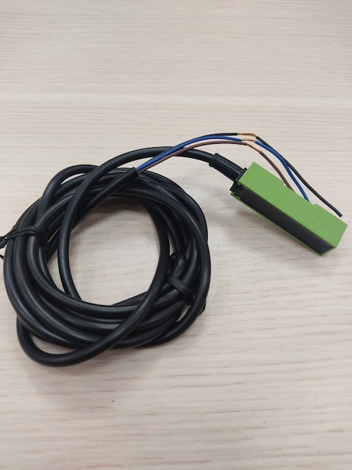 Cảm biến tiệm cận hình chữ nhật Autonics PS12-4DN