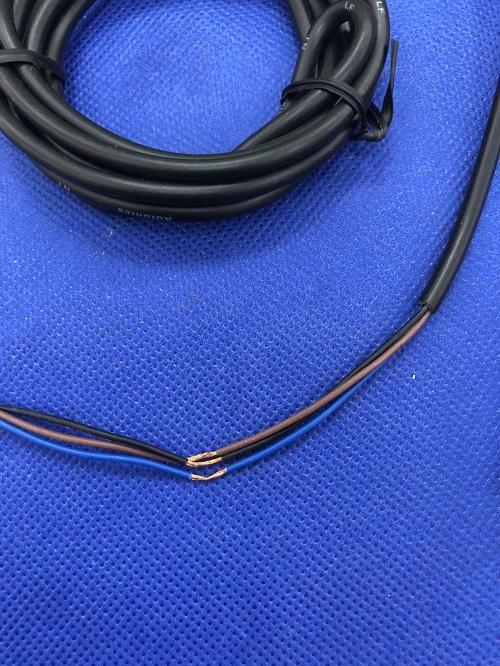 Cảm biến tiệm cận hình chữ nhật Autonics PS12-4DP