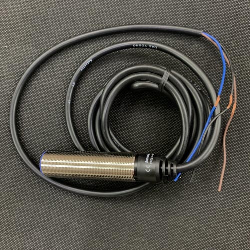 Cảm biến tiệm cận loại hình trụ Autonics PRDL18-7DN