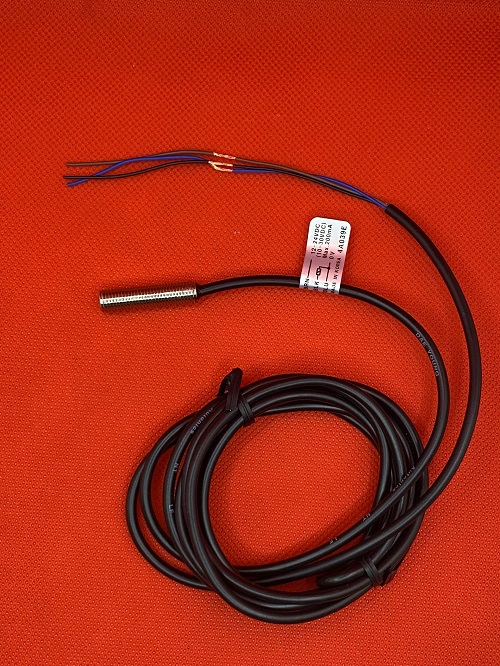 Cảm biến tiệm cận loại hình trụ Autonics PR08-1.5DP