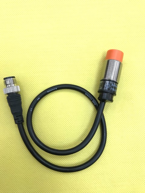 Cảm biến tiệm cận loại hình trụ Autonics PR18-8DP