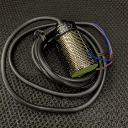 Cảm biến tiệm cận loại hình trụ Autonics PR30-10AO