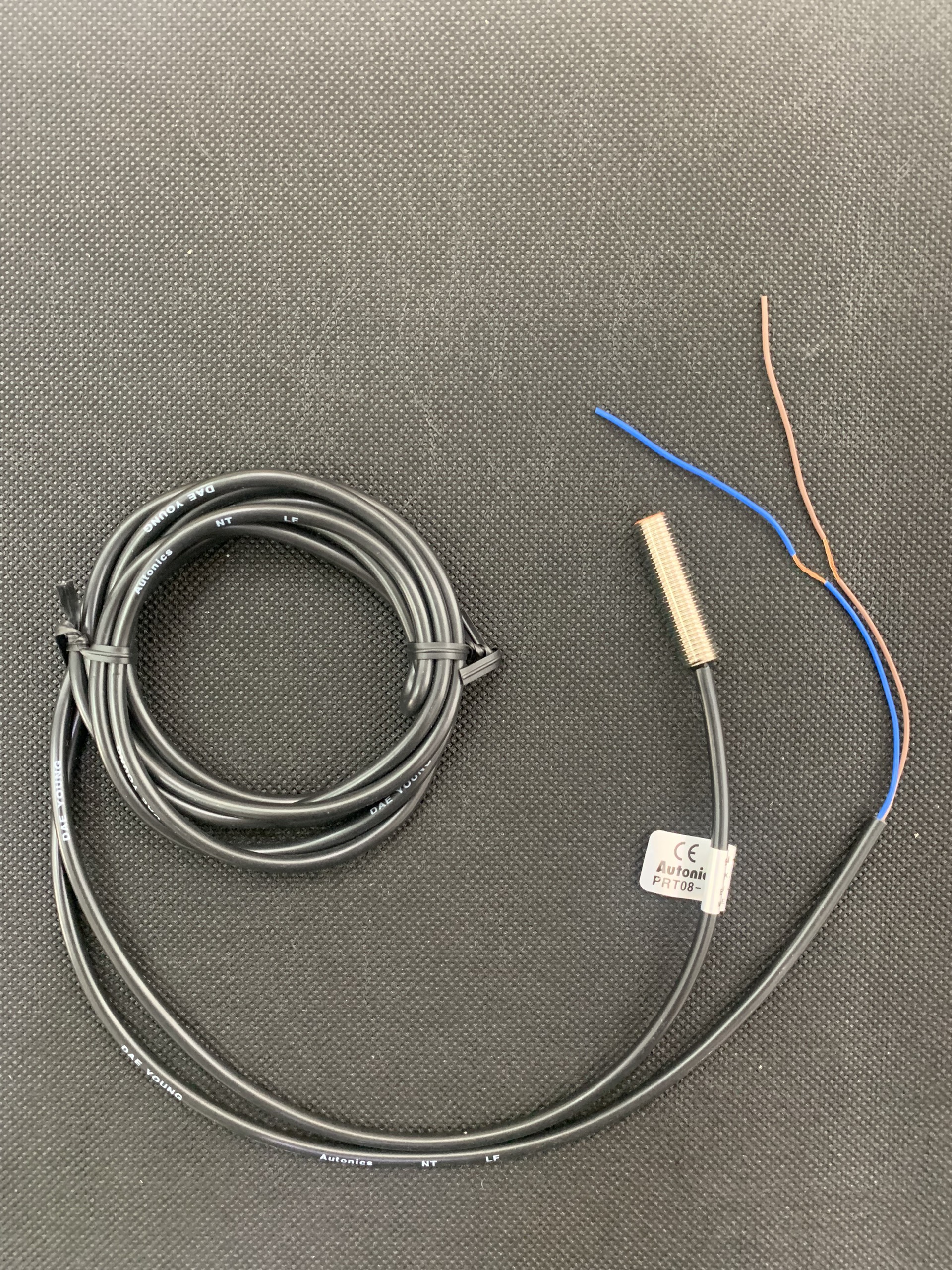 Cảm biến tiệm cận loại hình trụ Autonics PRT08-1.5DC