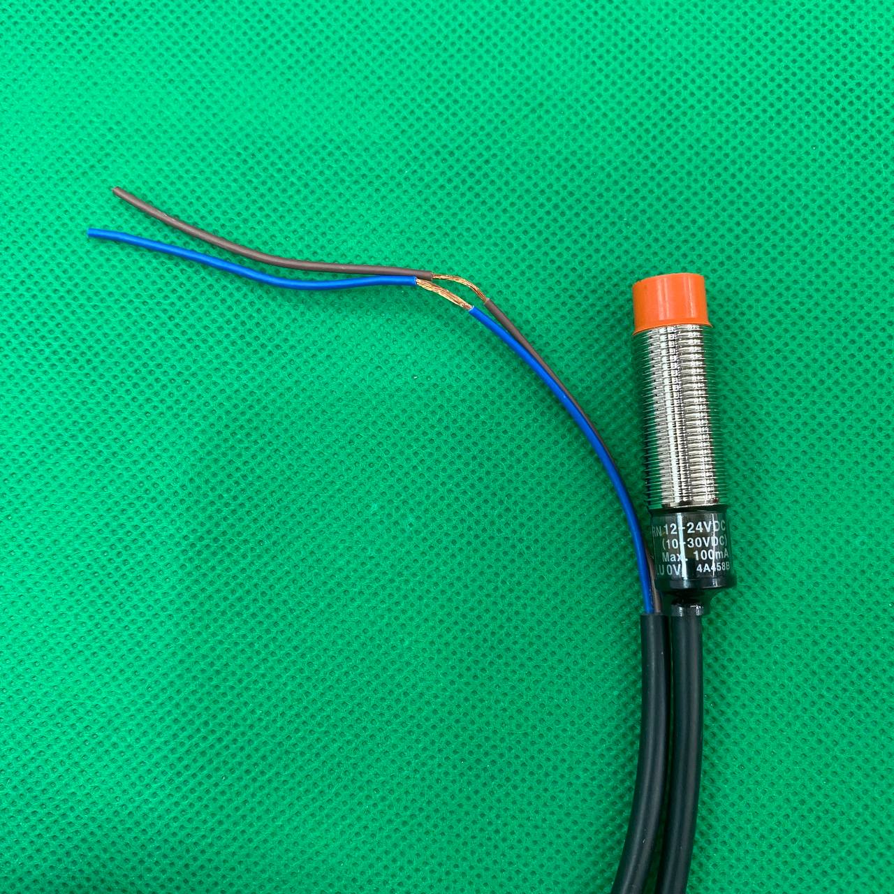 Cảm biến tiệm cận loại hình trụ Autonics PRT12-4DC