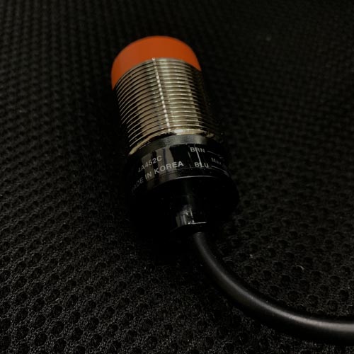 Cảm biến tiệm cận loại hình trụ Autonics PRT30-15DC