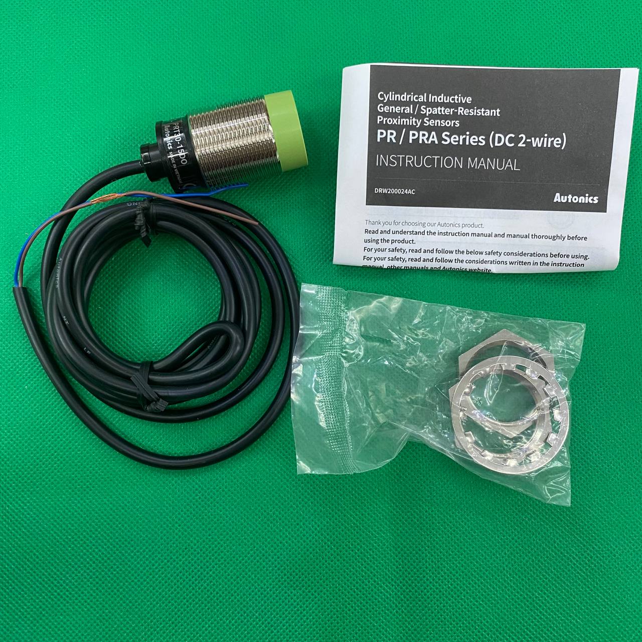 Cảm biến tiệm cận loại hình trụ Autonics PRT30-15DO