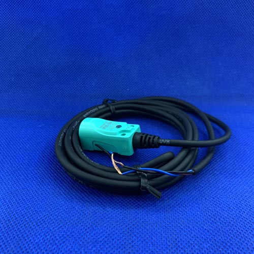 Cảm biến từ DC 3 dây Hanyoung UP18S-5PC