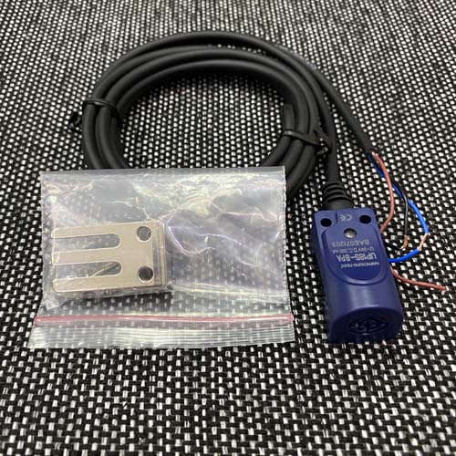 Cảm biến từ DC 3 dây Hanyoung UP18S-8PA