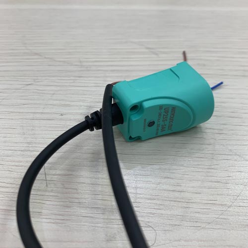 Cảm biến từ DC 3 dây Hanyoung UP25S-5PC
