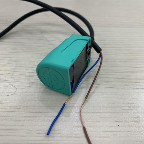 Cảm biến từ DC 3 dây Hanyoung UP25S-5PC
