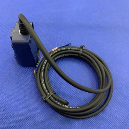 Cảm biến từ DC Hanyoung UP30S-15PA