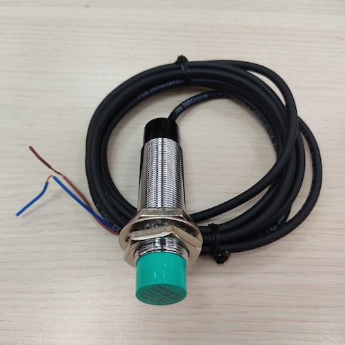 Cảm biến từ Hanyoung CUP-18R8FA