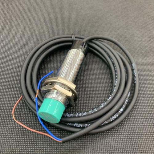 Cảm biến từ Hanyoung CUP-18R8FC