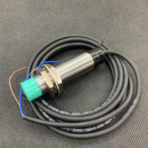 Cảm biến từ Hanyoung CUP-18R8FC