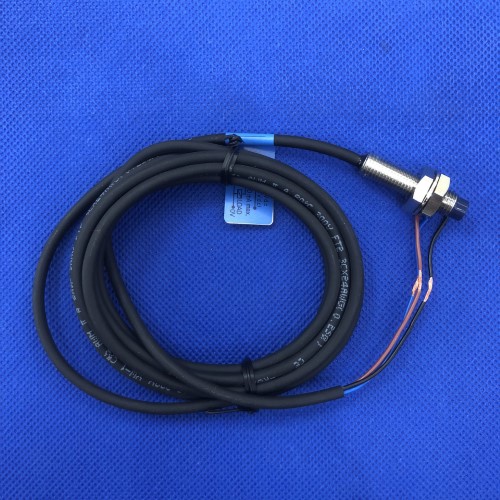 Cảm biến từ Hanyoung Tròn 3 dây UP-08RD2PC