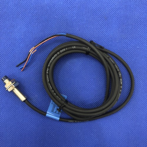 Cảm biến từ Hanyoung UP-08RD2PA