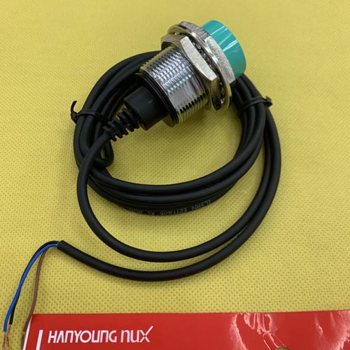 Cảm biến từ Hanyoung UP-30RD15PC